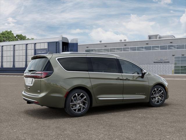 New 2027 Olive Green Pearl-Coat Exterior Paint Chrysler Pinnacle image 14