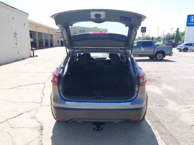 Used 2021 Gun Metallic Nissan SV image 32