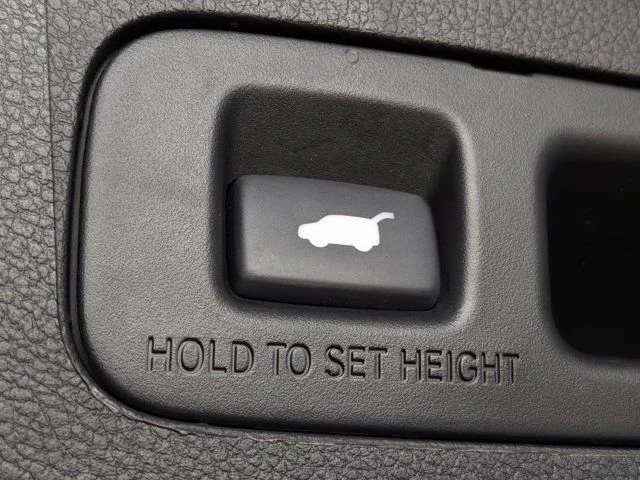 Certified Used 2017 Red Honda Touring image 17