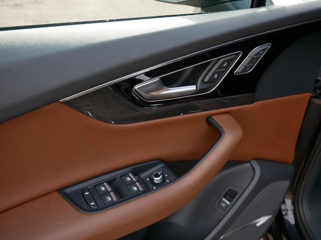 Certified Used 2019  Audi  image 16