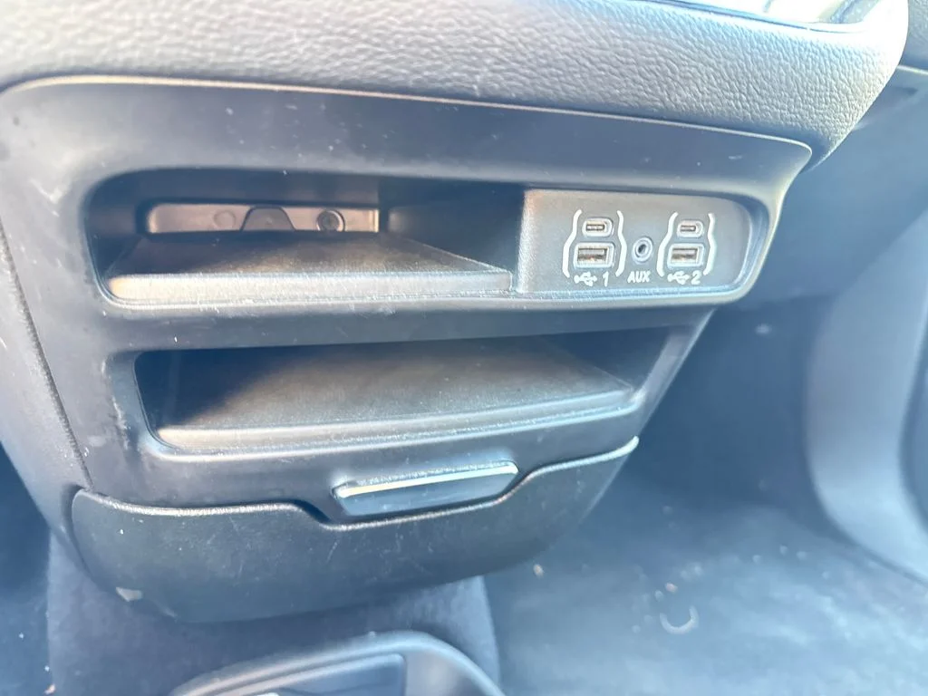 Used 2023 White Chrysler Touring image 22