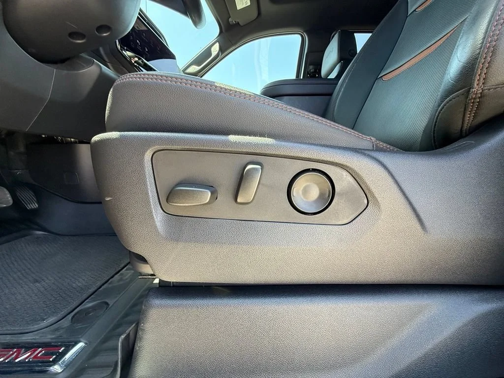 Used 2023 Titanium Rush Metallic GMC AT4 image 33