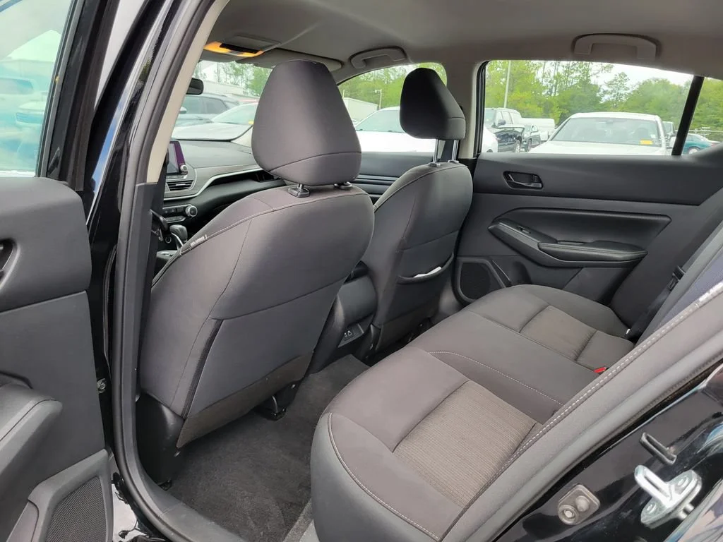 Used 2024 Black Nissan 2.5 SV image 12