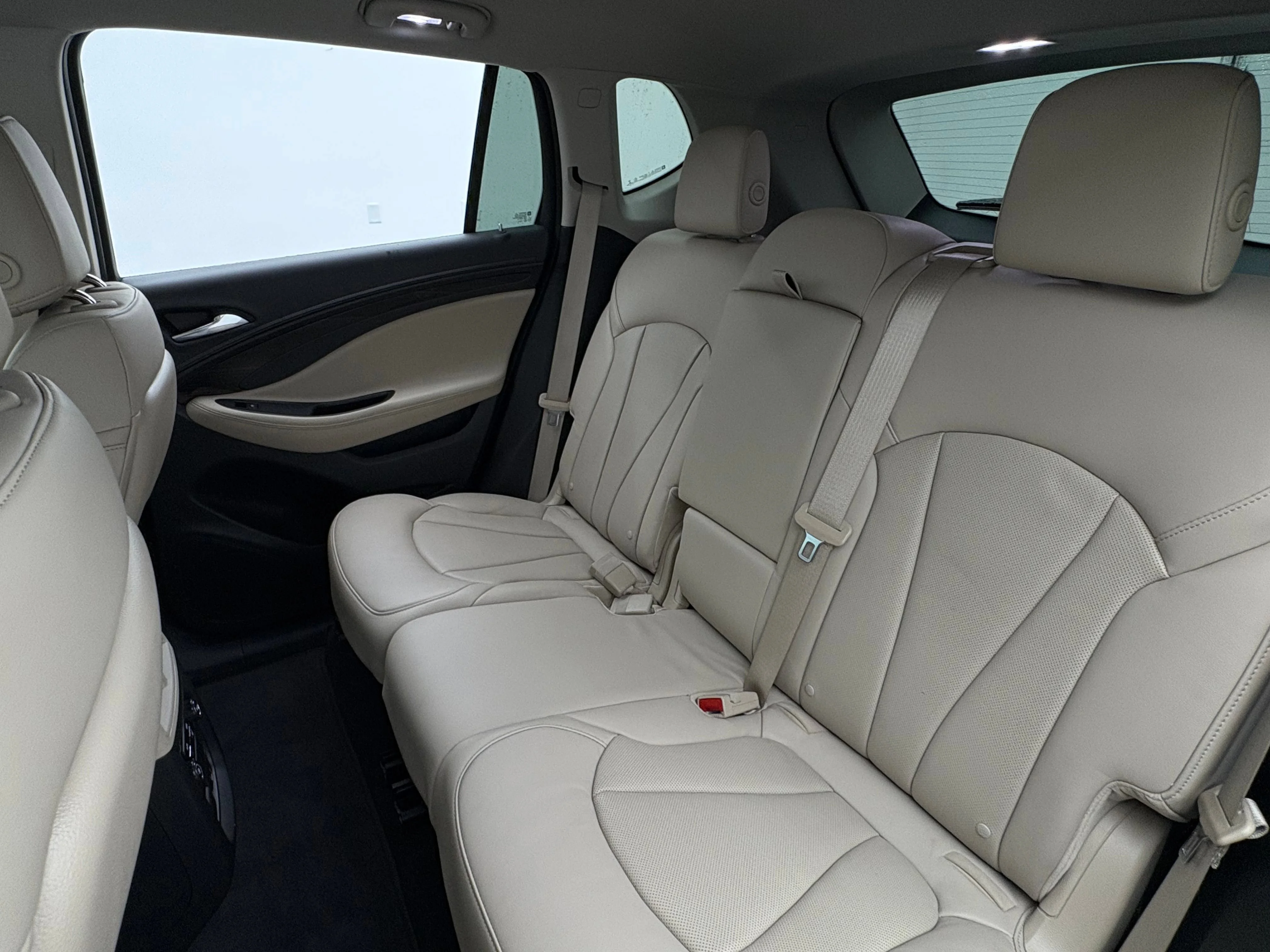 Used 2020 SUMMIT WHITE Buick Premium II image 38
