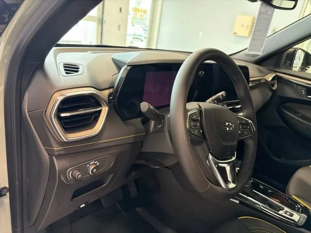 New 2026 Cacti Green Chevrolet ACTIV image 18