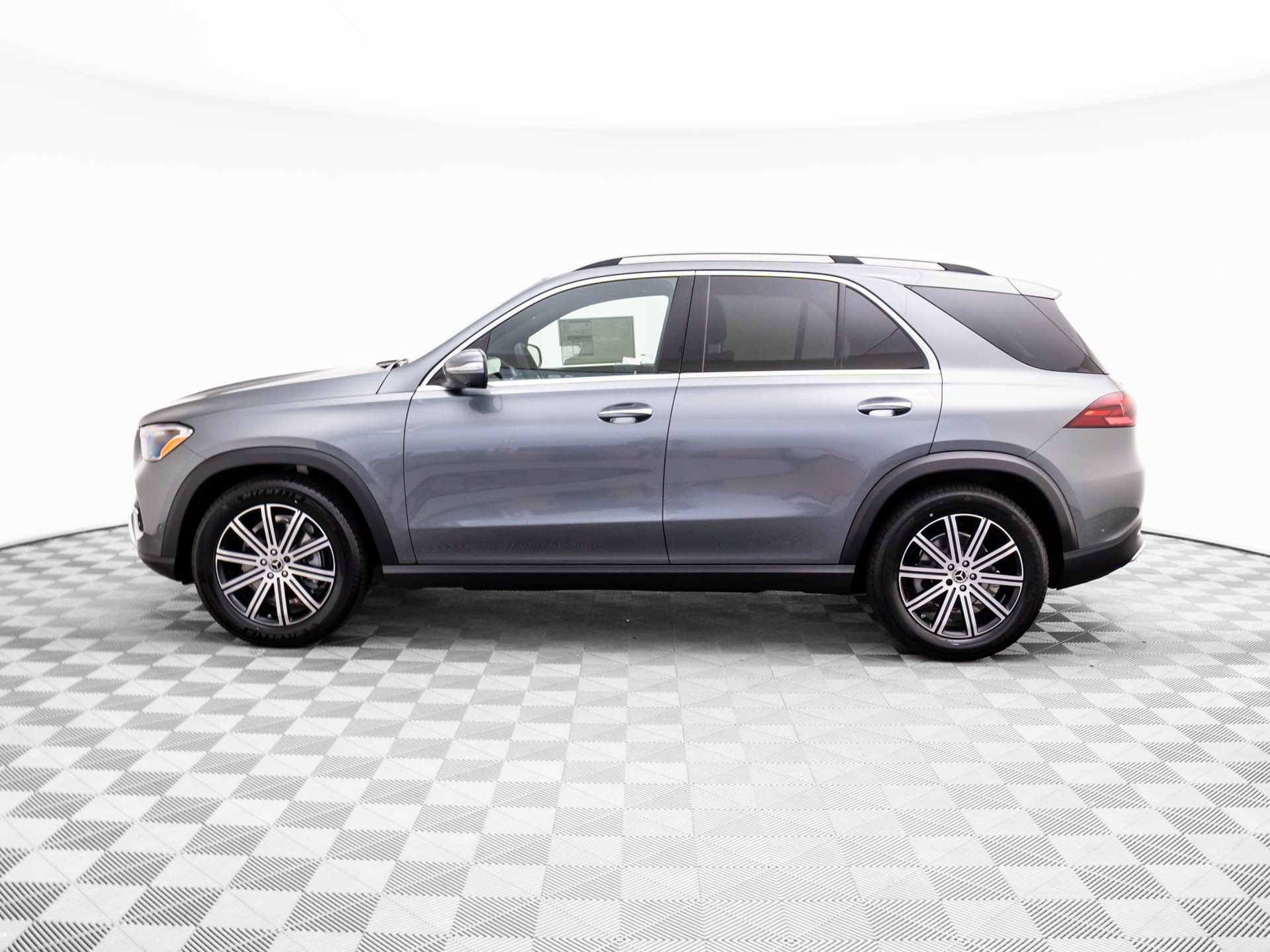 New 2026 Selenite Grey Metallic Mercedes-Benz GLE 350 image 2