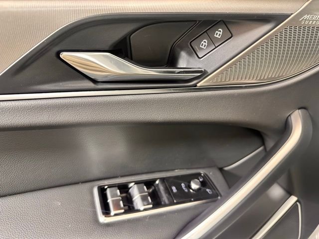 2026 Jaguar F-Pace R-Dynamic S - Photo 11