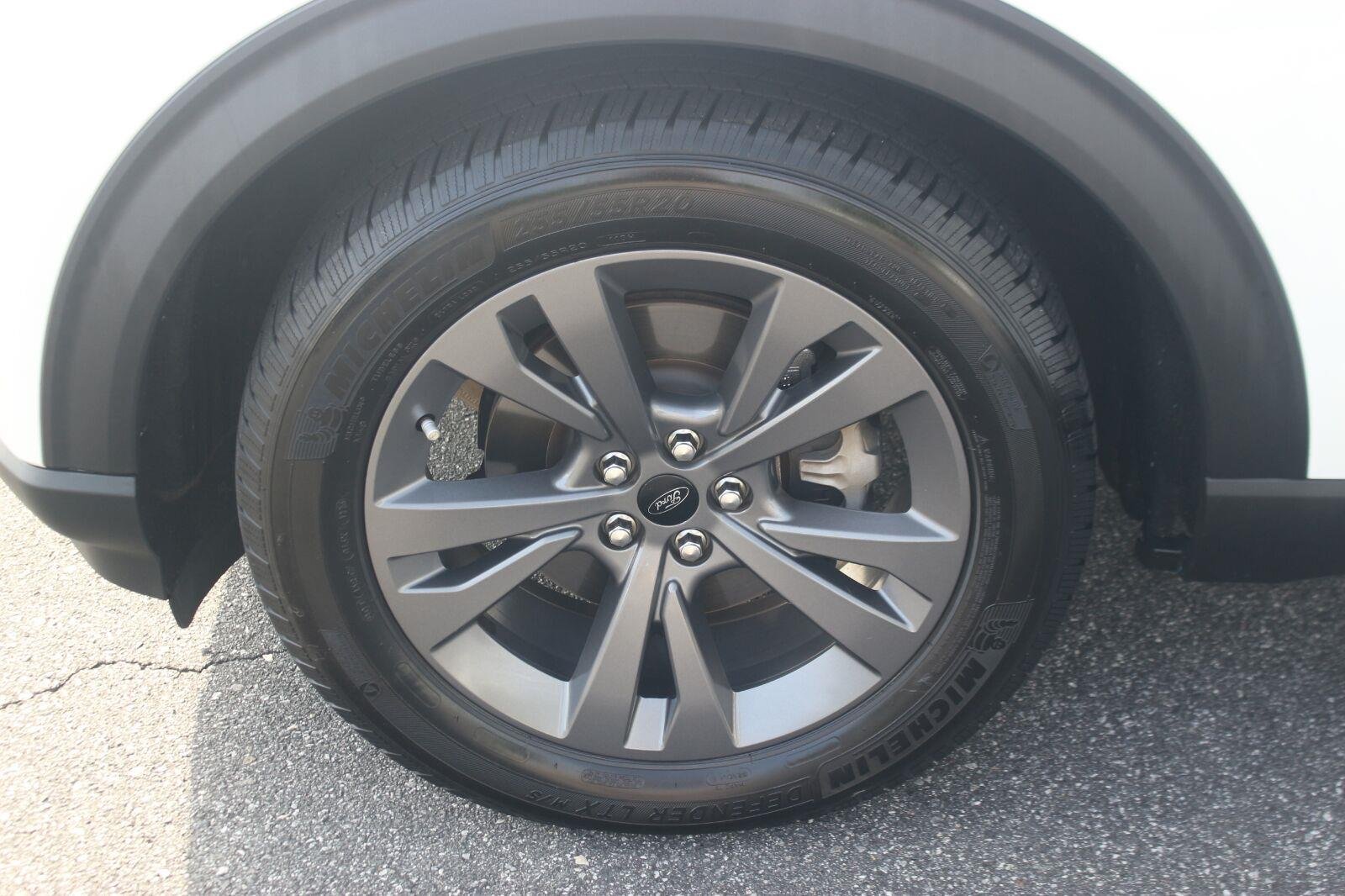 Used 2021 Star White Metallic Tri-Coat Ford XLT image 40