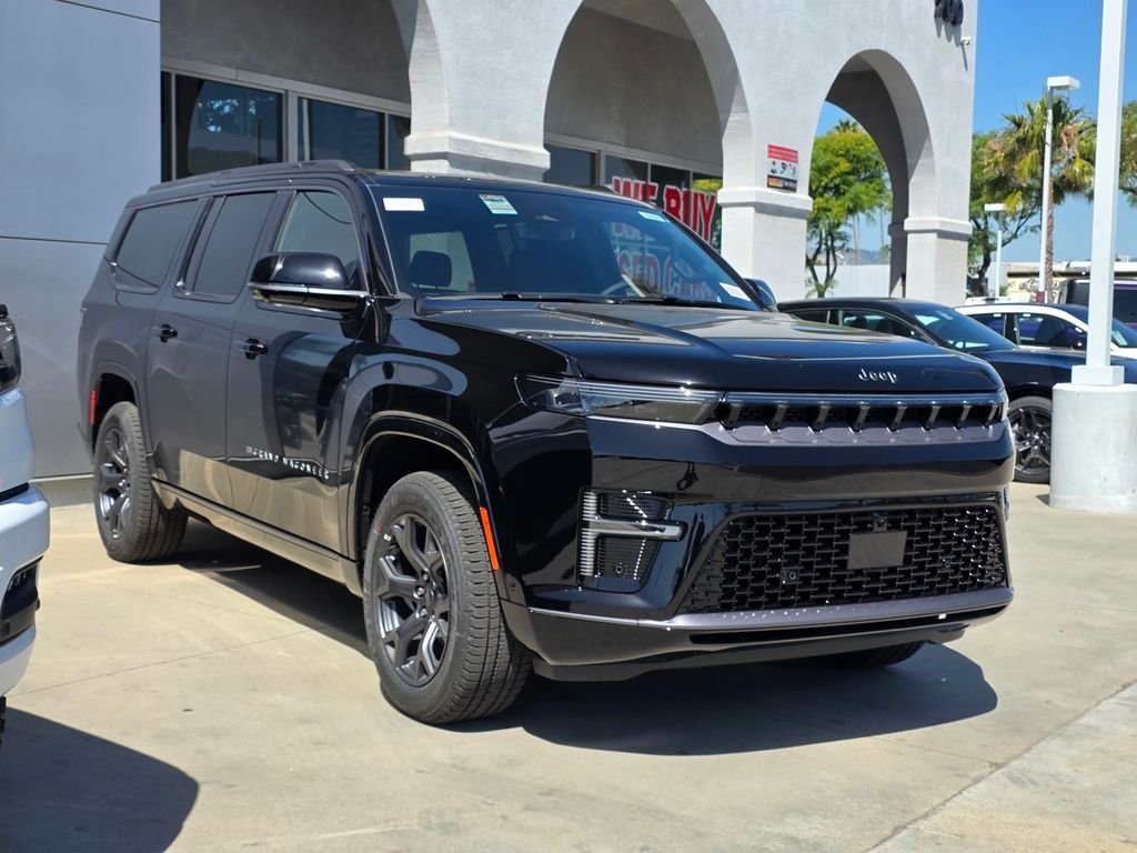 New 2026 High Gloss Black Exterior Paint Jeep Limited Altitude image 1