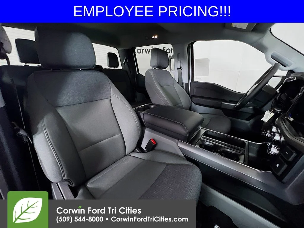 New 2026 White Ford XLT image 17