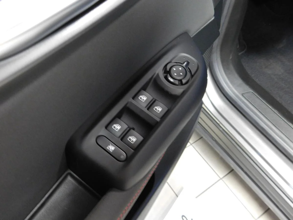 Used 2024 Grey Dodge R/T PHEV EAWD image 20