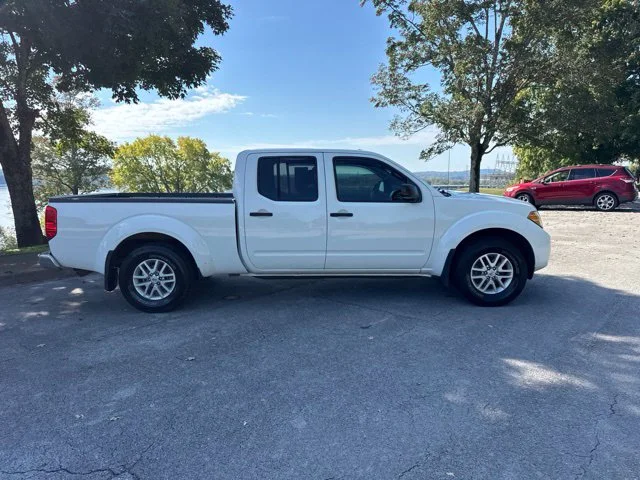 Used 2015 White Nissan SV image 8