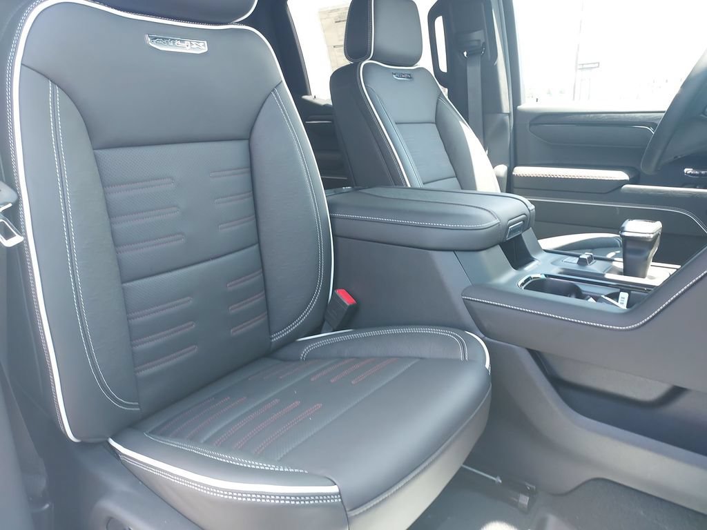 New 2026 Summit White GMC AT4X image 31