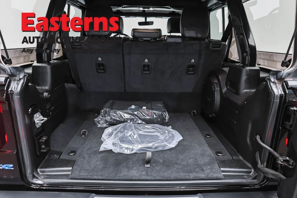 Used 2023 Black Jeep Rubicon 4xe image 9