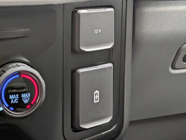 New 2026 Oxford White Ford F-250® XL image 39