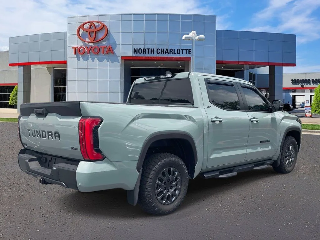 Used 2026  Toyota SR5 image 8