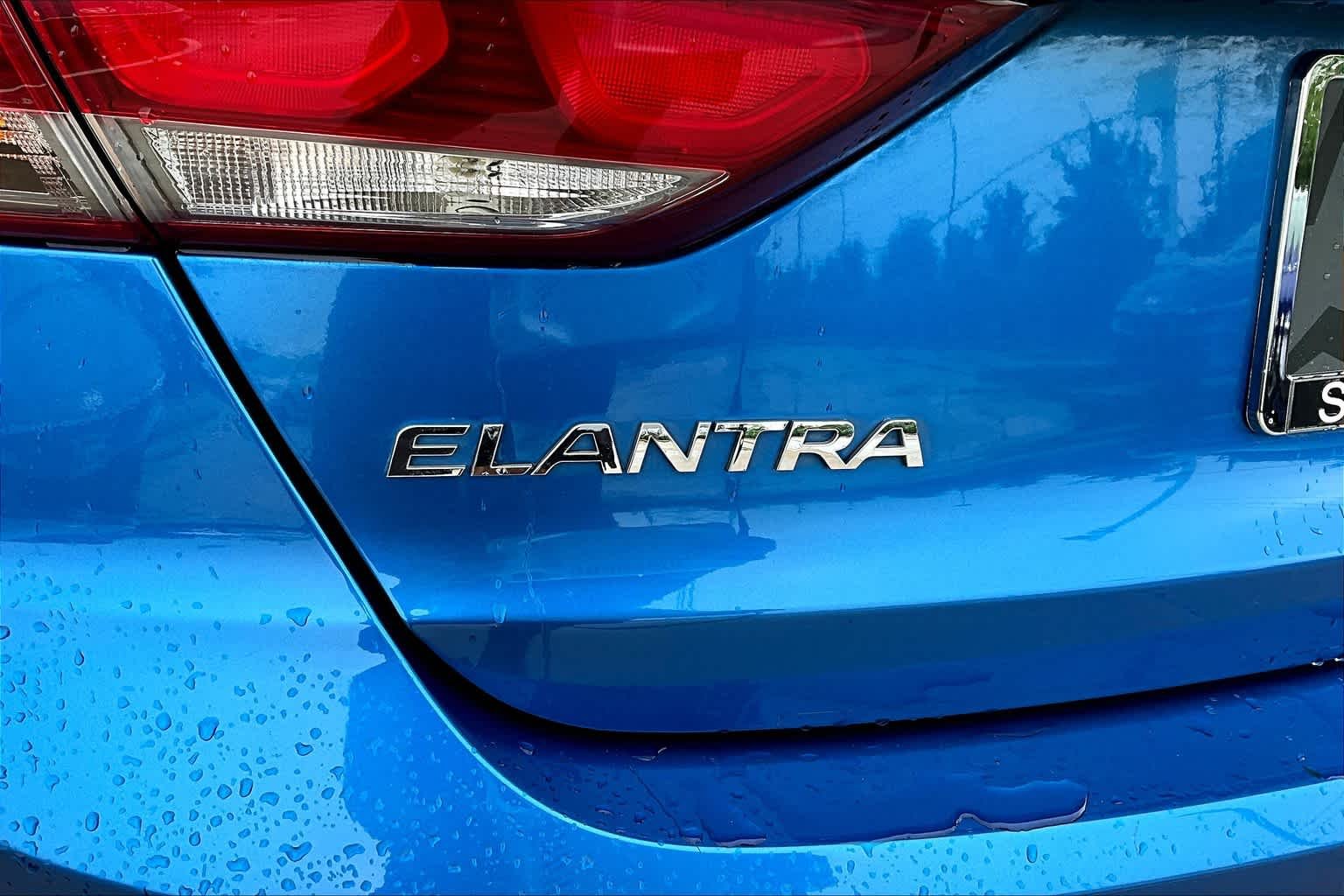 Used 2018 Electric Blue Hyundai Value Edition image 30
