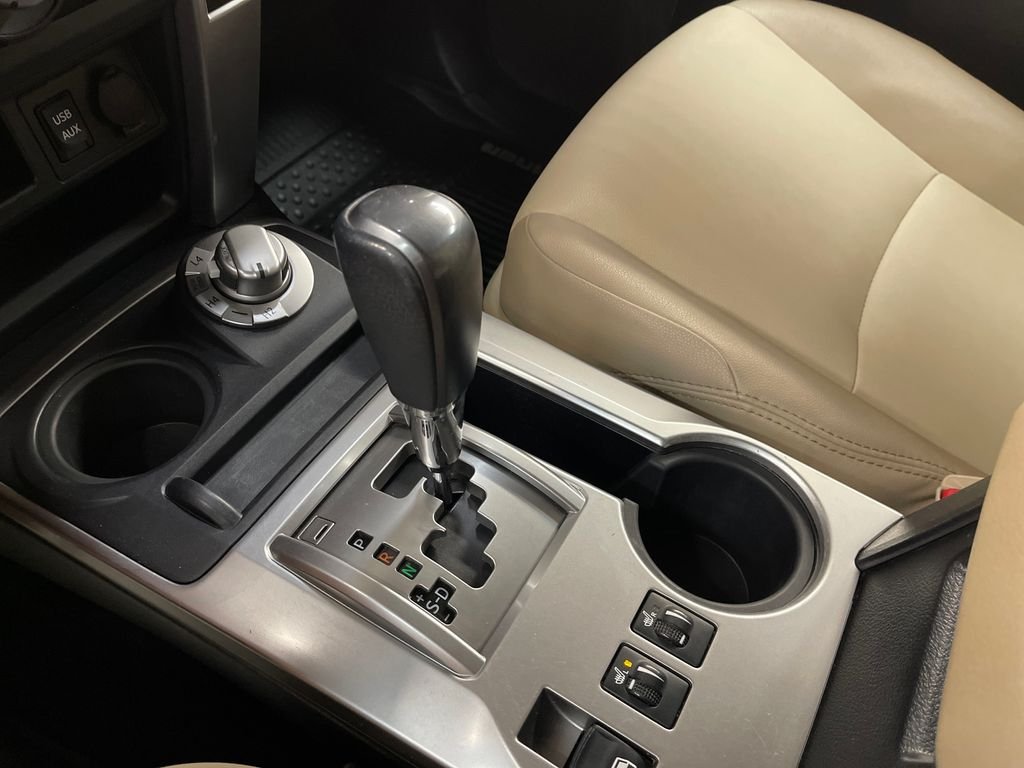 Used 2017 Black Toyota SR5 Premium image 26