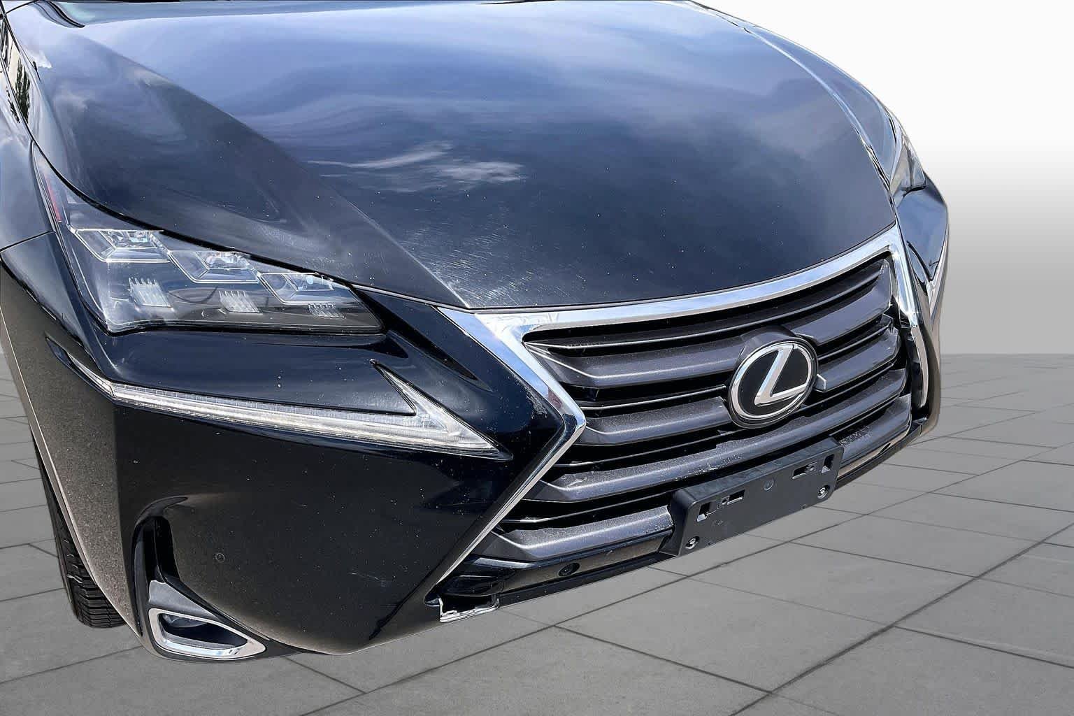 Used 2017 Obsidian Lexus  image 28