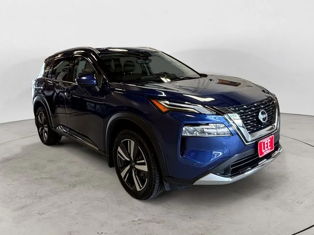 Certified Used 2023 Caspian Blue Metallic Nissan Platinum image 7