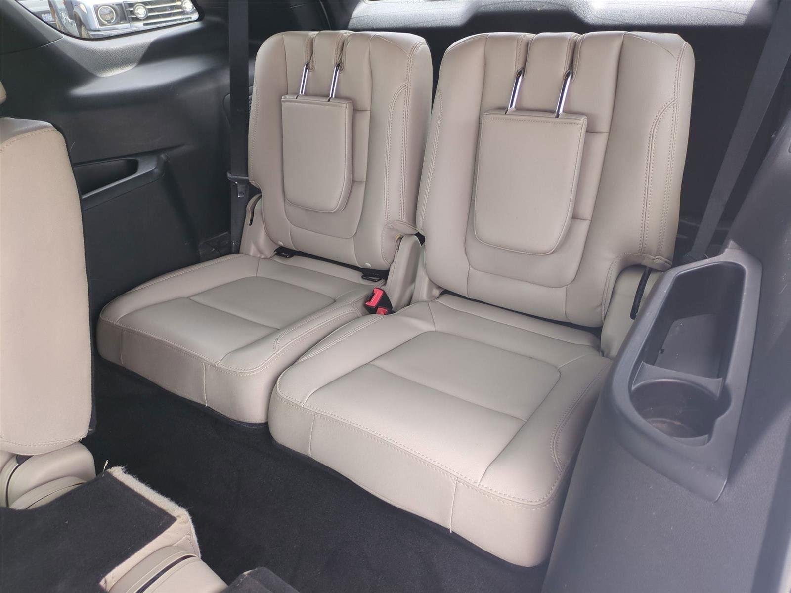 Used 2018 White Platinum Metallic Tri-Coat Ford Limited image 36