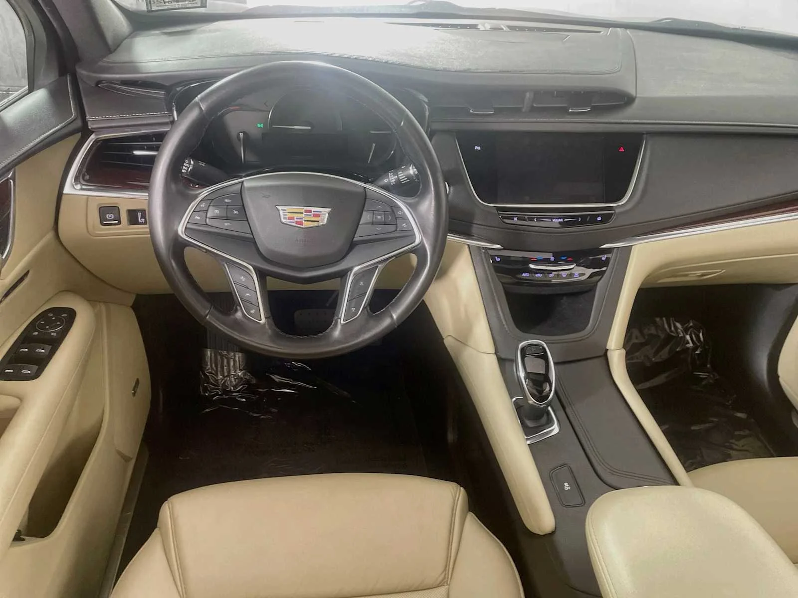 Used 2019 Dark Mocha Metallic Cadillac Luxury FWD image 22