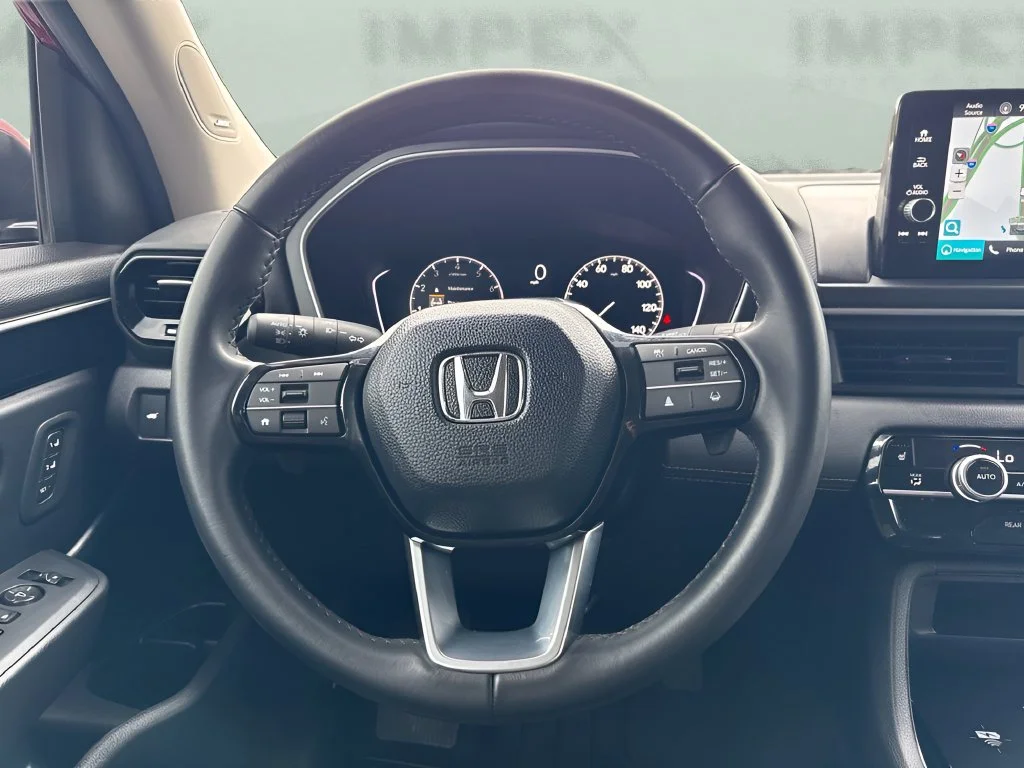 Used 2025 Red Honda Touring image 13
