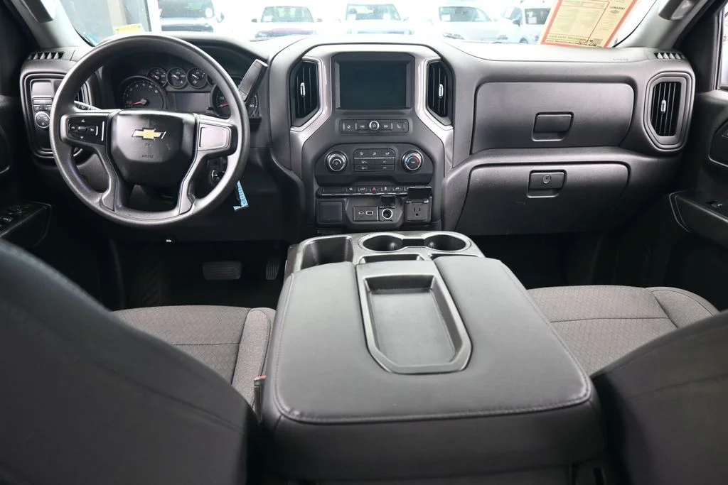 Used 2022 Summit White Chevrolet Custom image 37