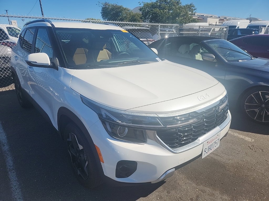 Used 2024 White Kia EX image 1