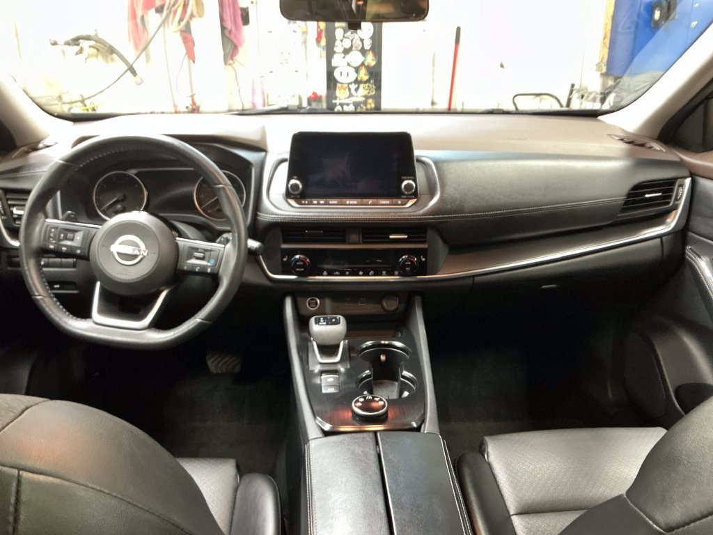 Used 2023 Black Nissan SV image 21