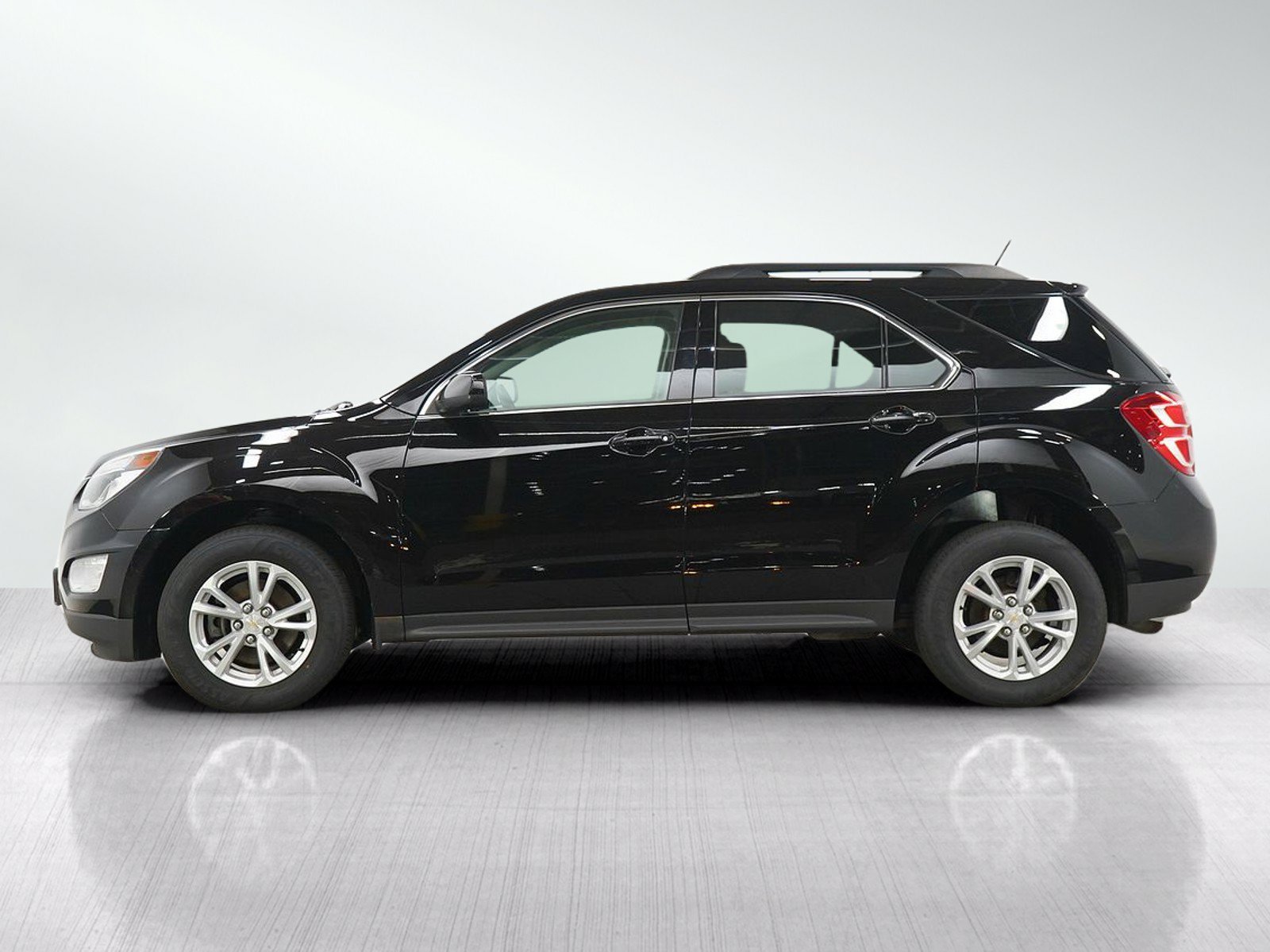 Used 2017 Chevrolet Equinox LT with VIN 2GNFLFEK4H6273919 for sale in White Bear Lake, Minnesota