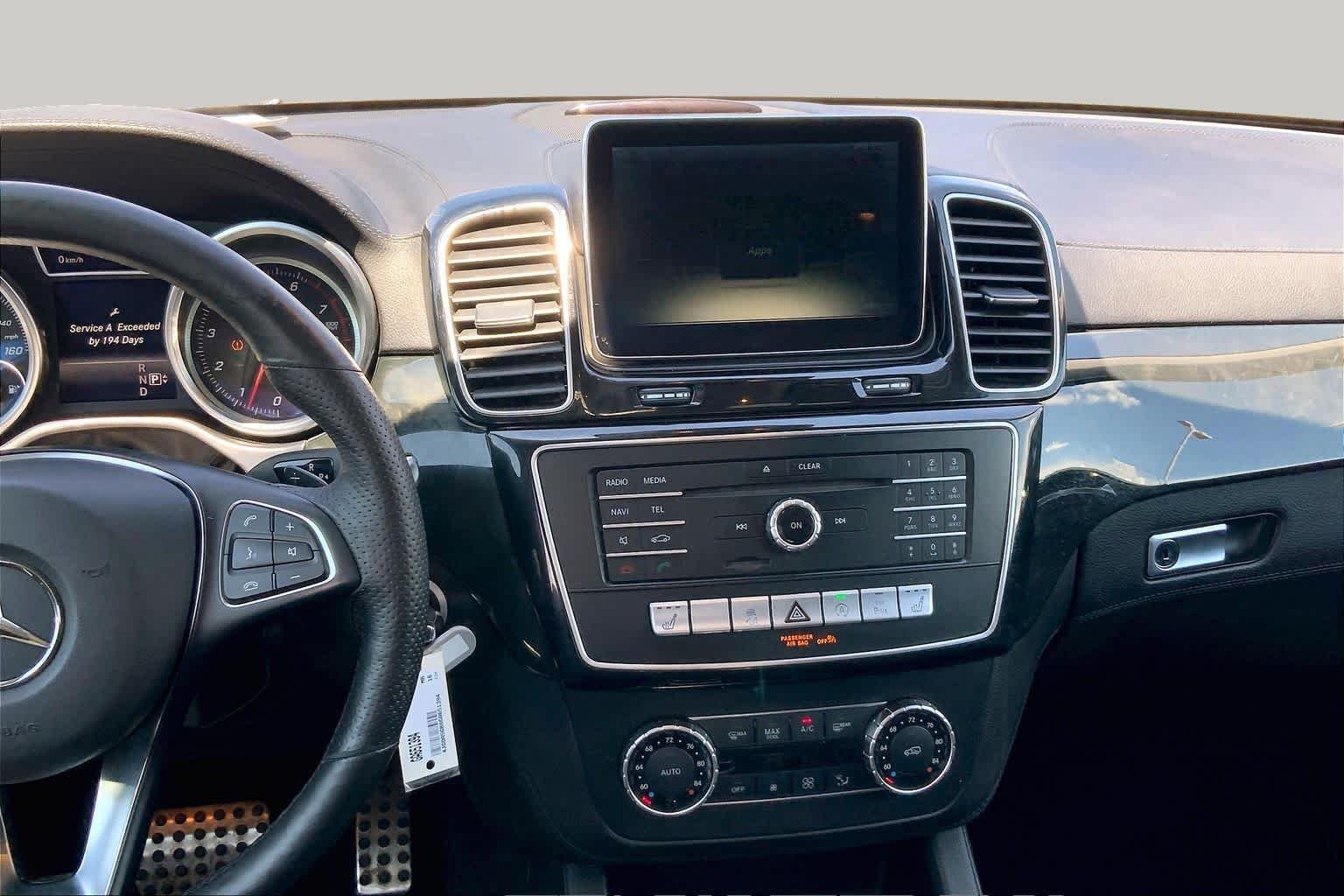 Used 2016 Polar White Mercedes-Benz GLE 400 image 7