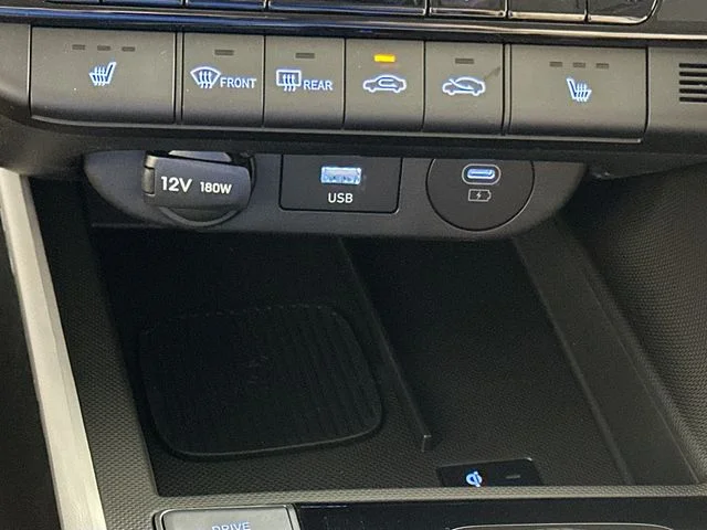 New 2026 Hyundai ELANTRA Limited