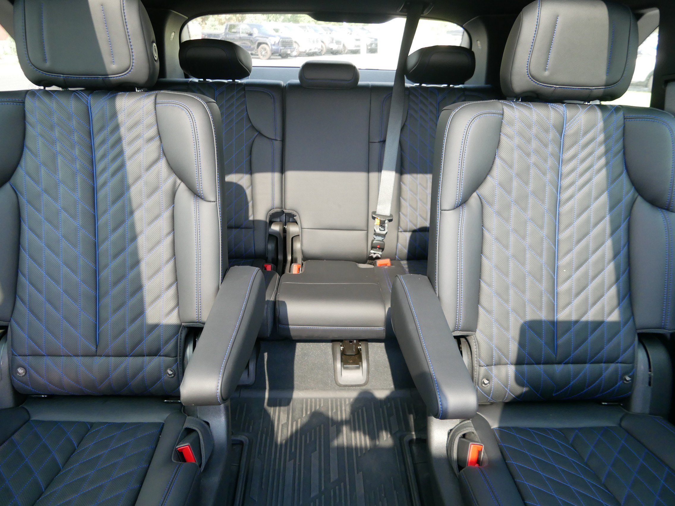 2026 Cadillac Escalade IQ Sport - Photo 11