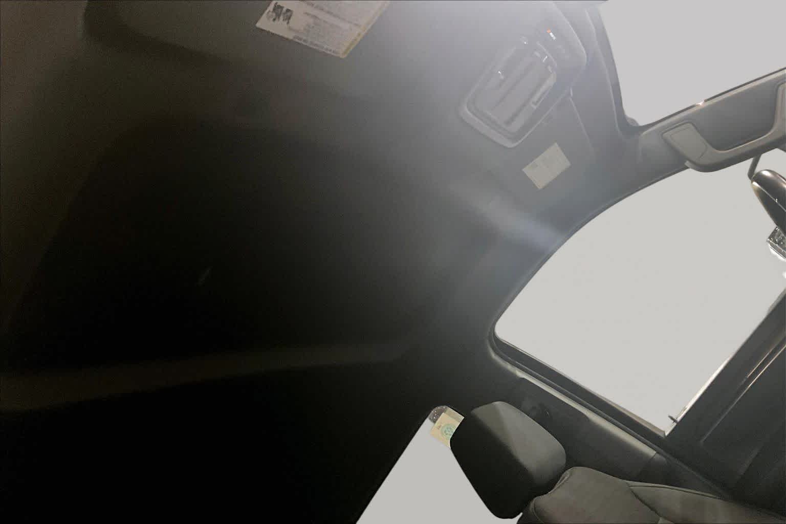 Used 2025 Summit White Chevrolet LT image 14