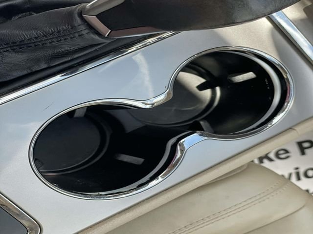 Used 2019 White Jeep Limited image 29