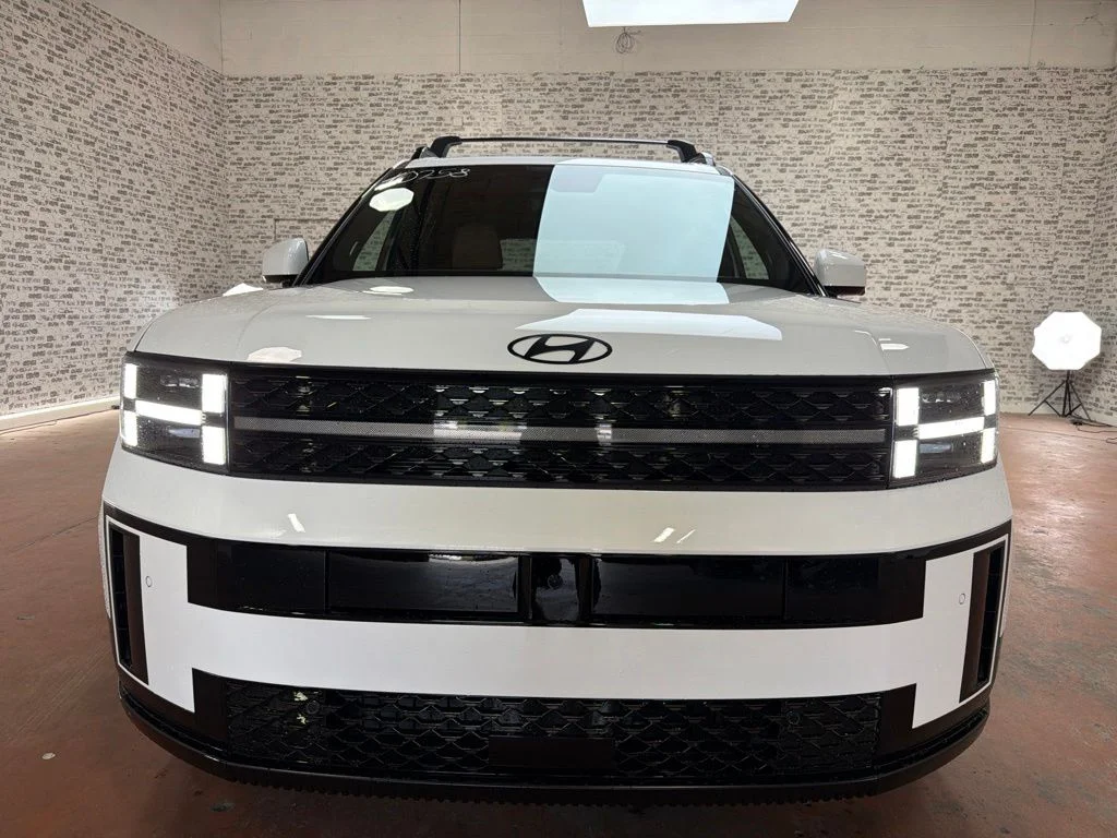 New 2027 Serenity White Hyundai Calligraphy image 2