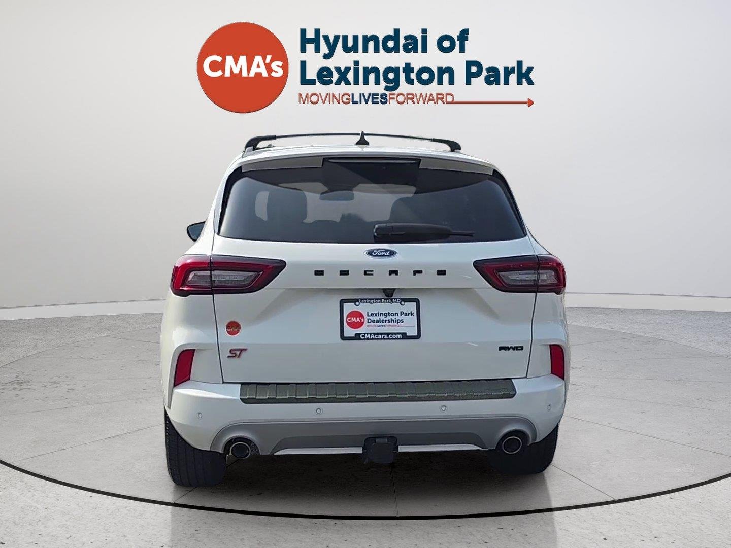 Used 2024 Star White Metallic Tri-Coat Ford ST-Line Elite image 4