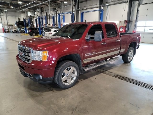 Used 2014 Sonoma Red Metallic GMC Denali image 3