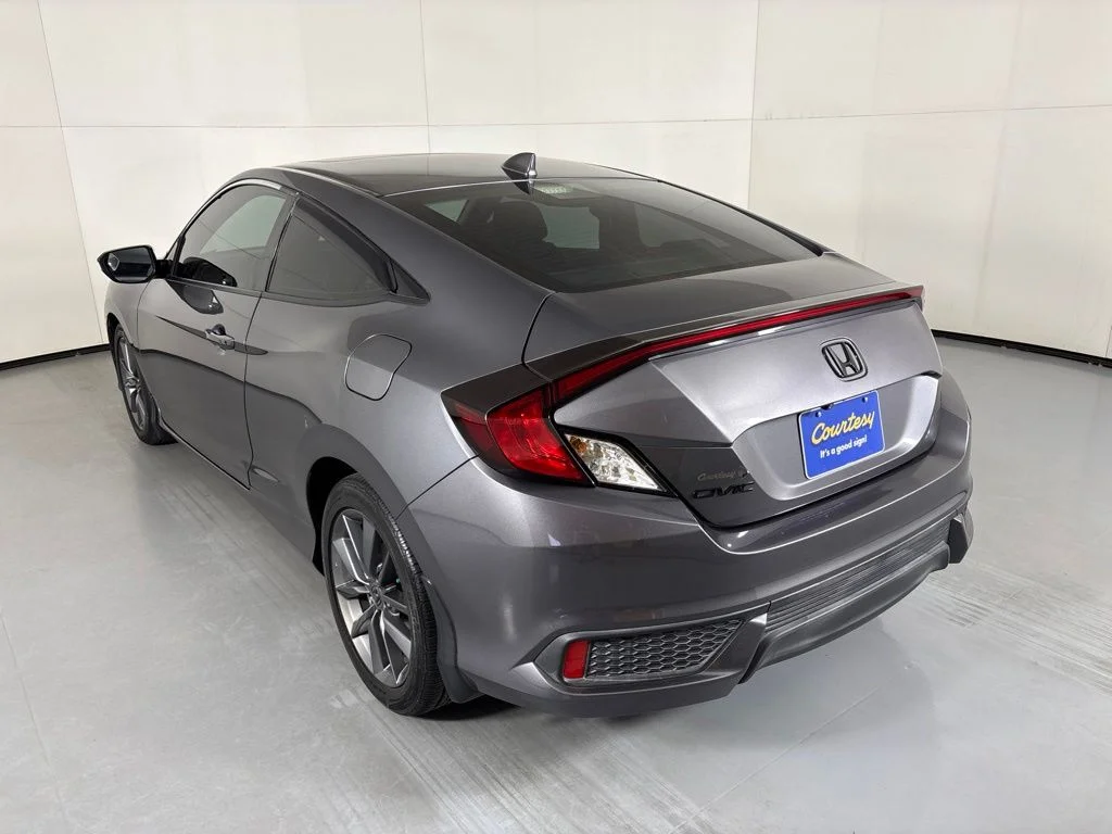 Used 2019  Honda EX image 6