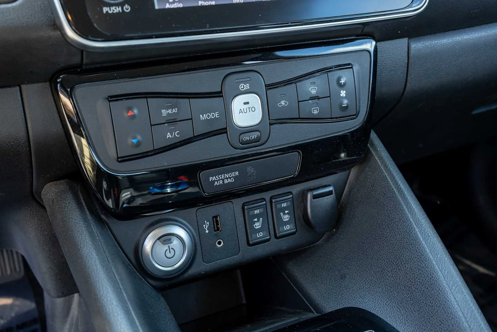 Used 2018 Silver Nissan SV image 21