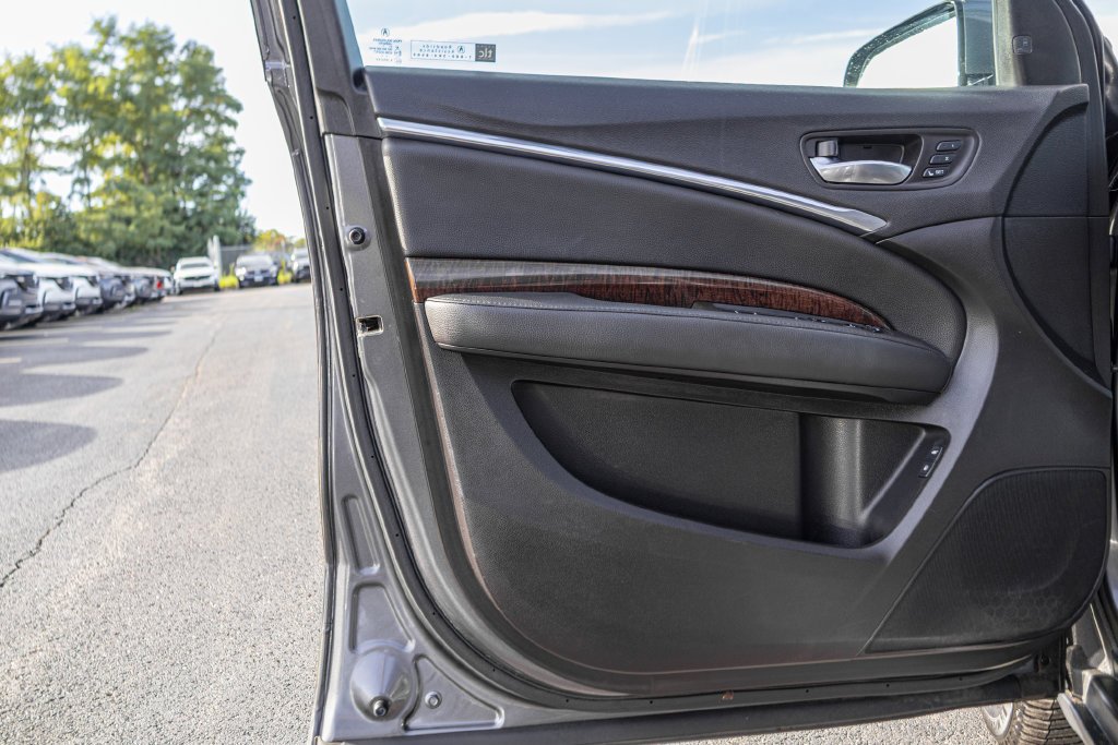 Used 2017  Acura 3.5L image 28