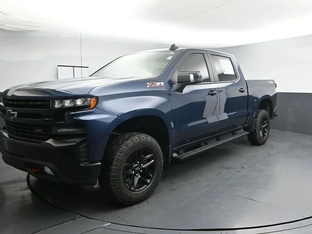 Used 2021 Blue Chevrolet LT Trail Boss image 3