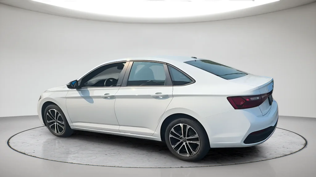 Used 2026 White Volkswagen 1.5T Sport image 10