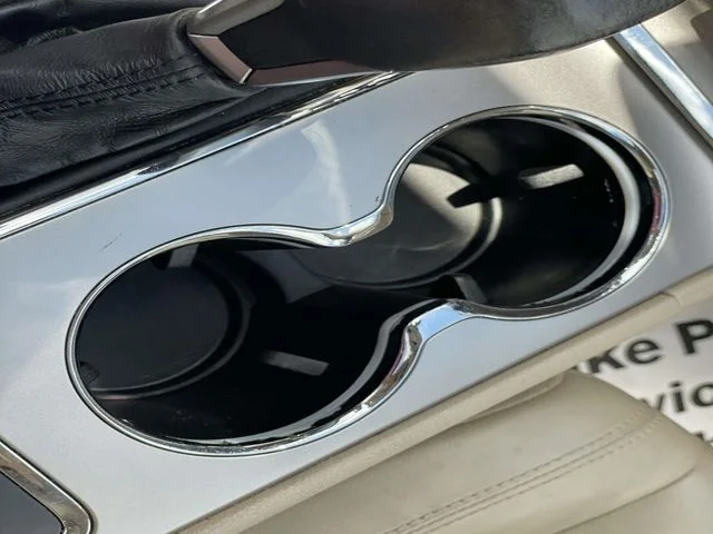 Used 2019 White Jeep Limited image 29