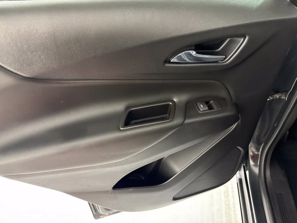 Used 2021 Gray Chevrolet LT image 23