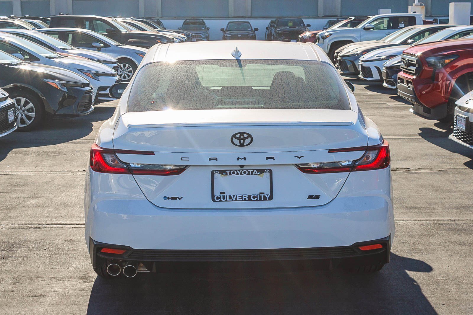 New 2026 Ice Cap Toyota  SE image 7