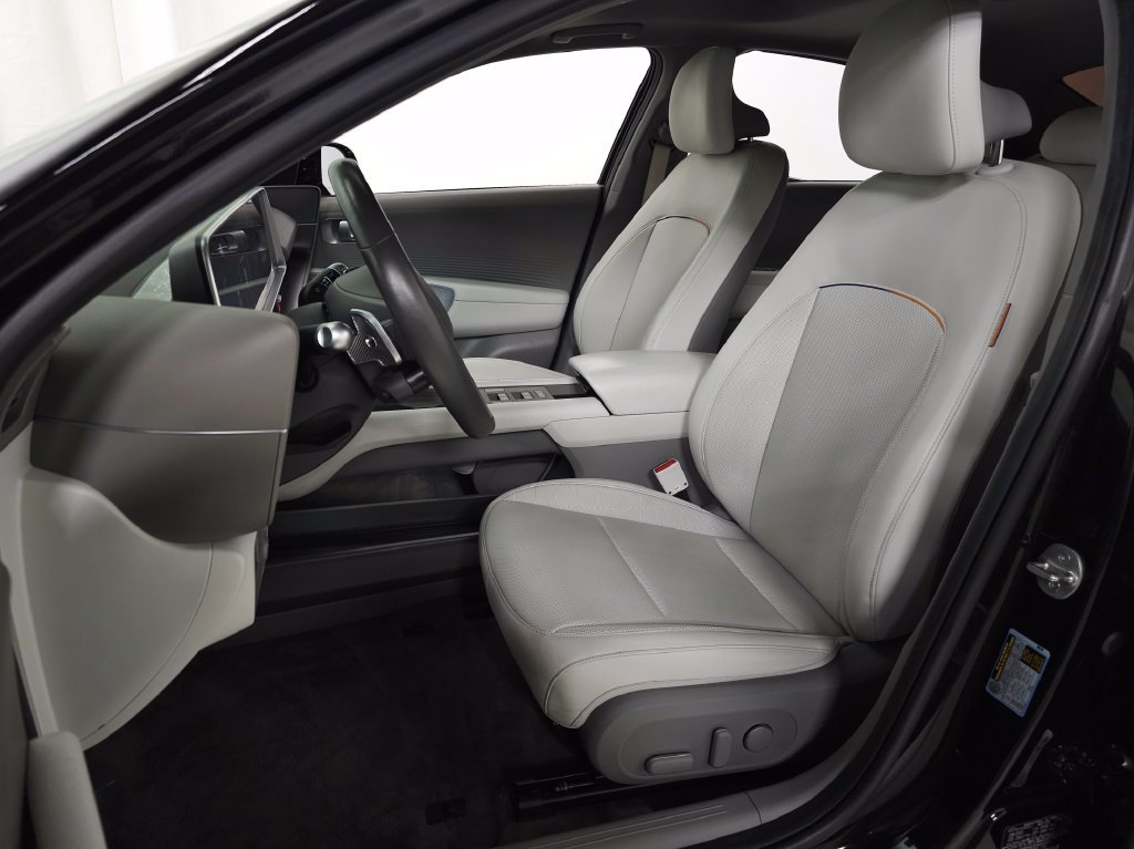 2023 Hyundai IONIQ 6 Limited - Photo 17