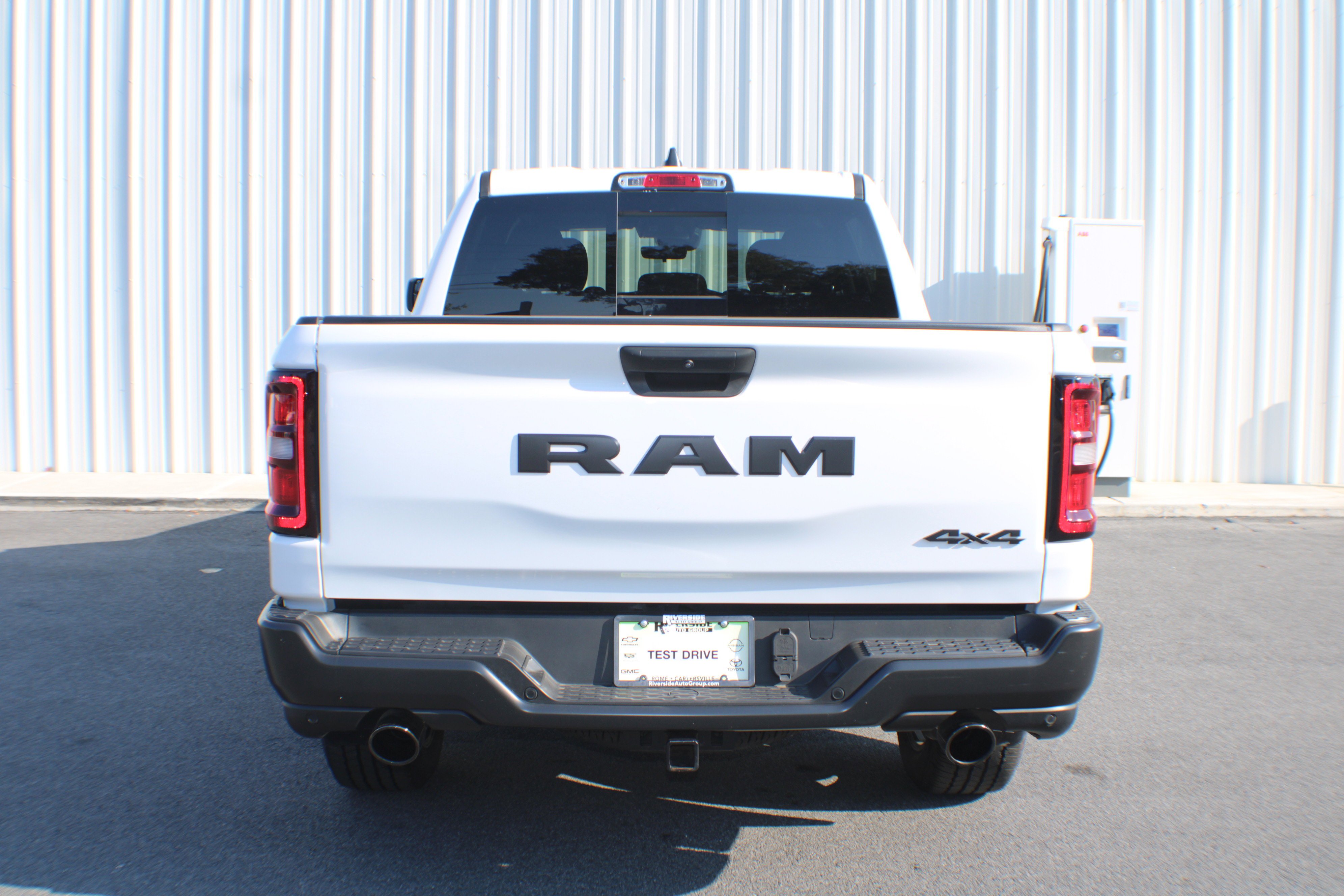 2025 RAM Ram 1500 Pickup Warlock - Photo 14