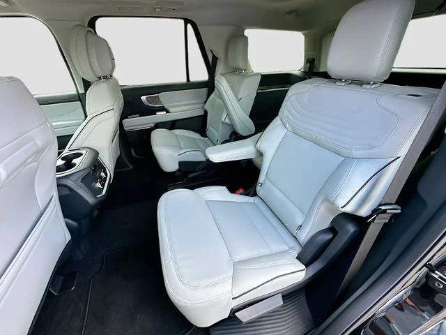 New 2026 Black Ford Platinum image 17